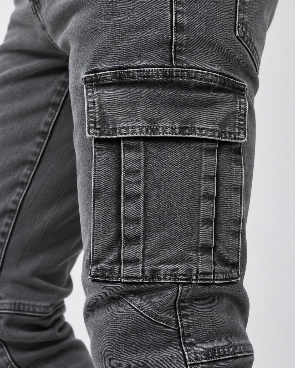 Men's Cargo Trousers Stretch Denim – Multiple Cargo Pockets, Streamlined Fit